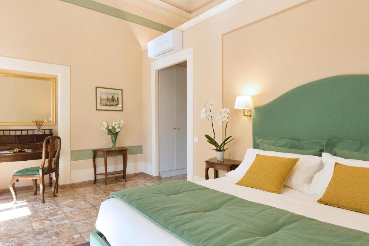 Luxury Bed And Breakfast Cerretani Palace Firenze Esterno foto